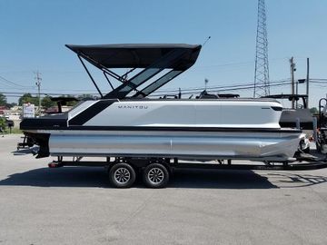 2025 Manitou Cruise