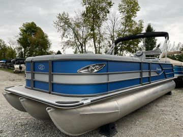 2025 Bentley Pontoons Legacy 243 QSB