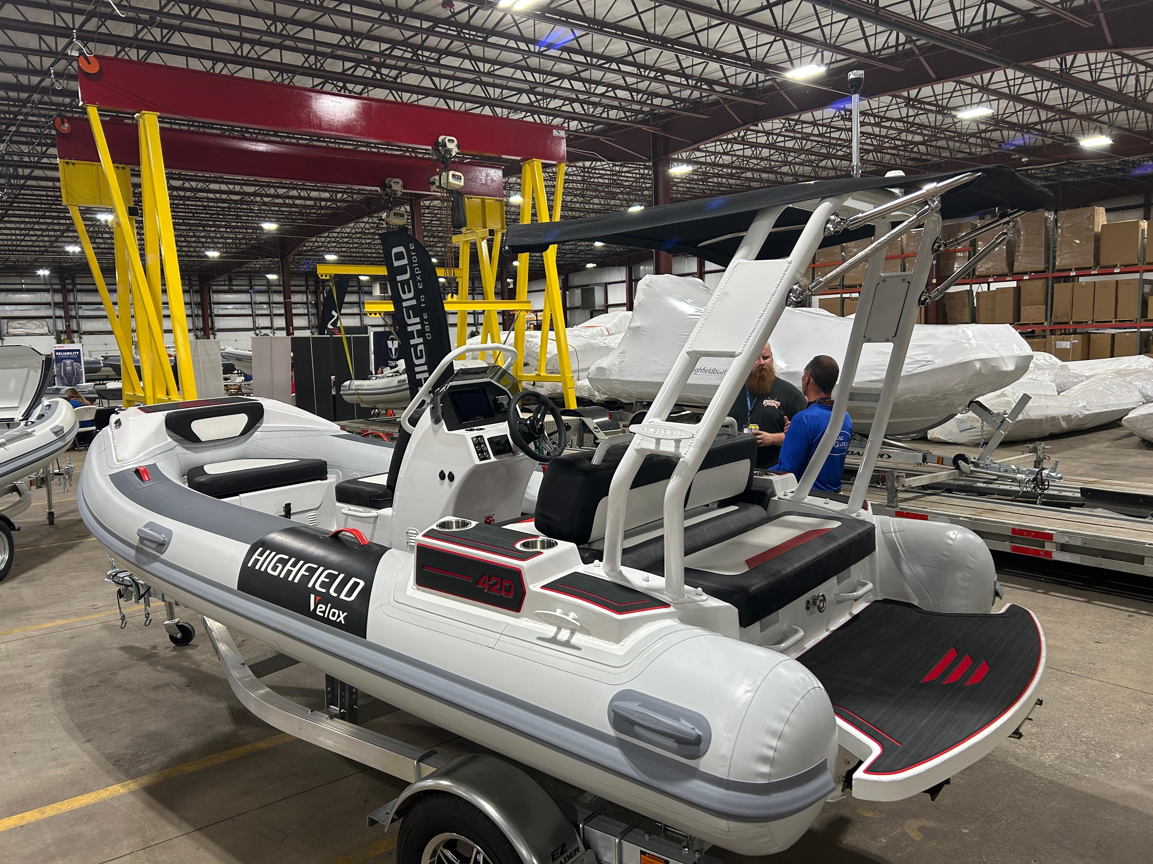 2025 Highfield Velox 420, Lake Bluff Illinois - boats.com