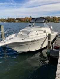 2003 Custom 241 walkarnd