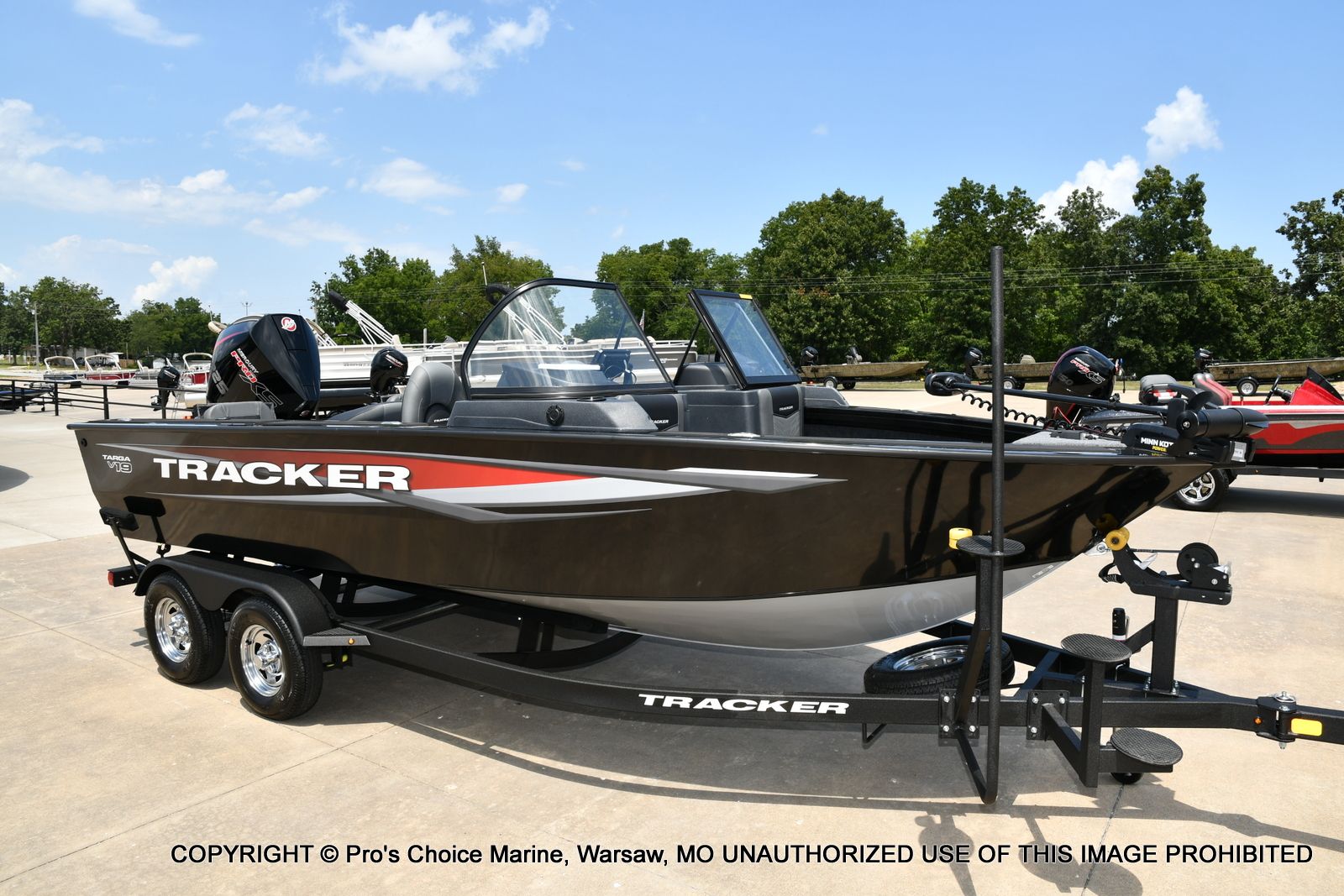 2026 Tracker Targa V-19 Combo w/225HP Pro-XS