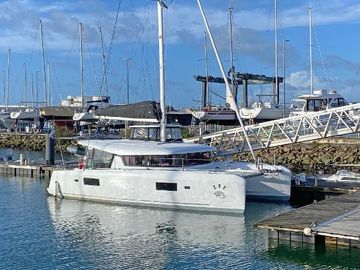 2024 Lagoon 42