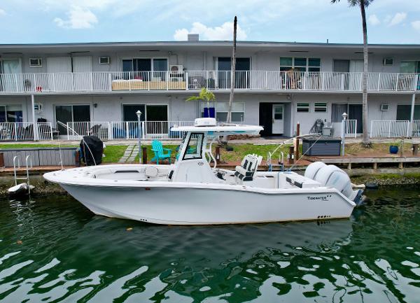 2022 Tidewater 280 CC Adventure