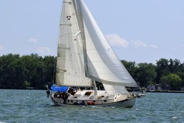 1980 Tayana 37