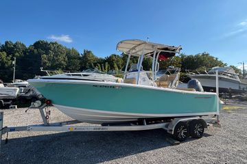 2023 Sportsman Open 212 Center Console