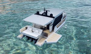 Ladenstein L48 MIAMI 2026 Ladenstein L48 MIAMI yacht on clear water, showcasing sleek design and luxury features.