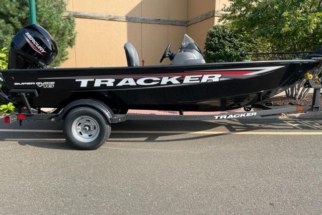 2026 Tracker Super Guide V-16 SC