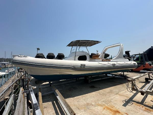 2021 Rigid Boats HYP830
