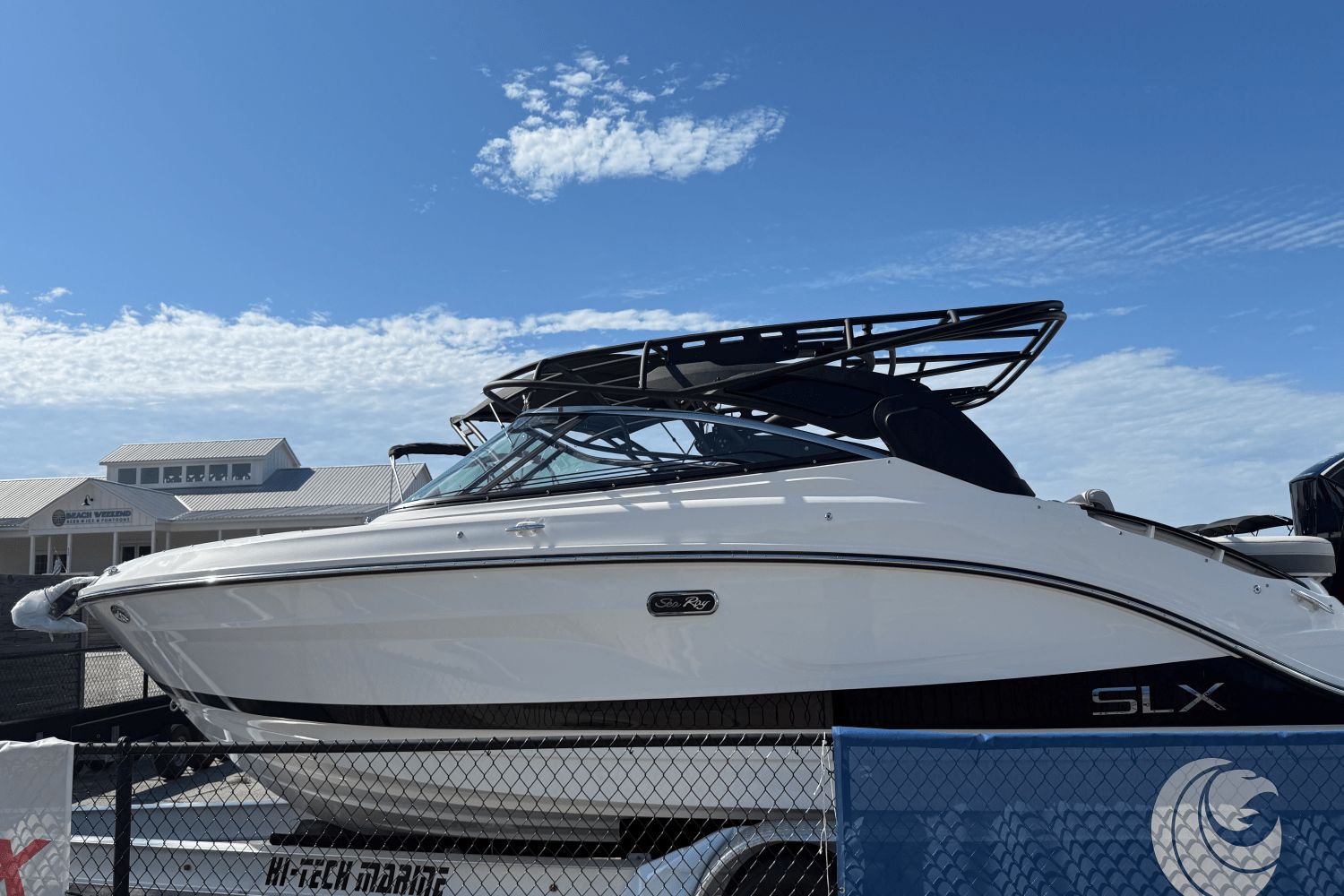 2026 Sea Ray SLX 260 Outboard