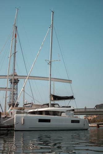 2021 Lagoon 40