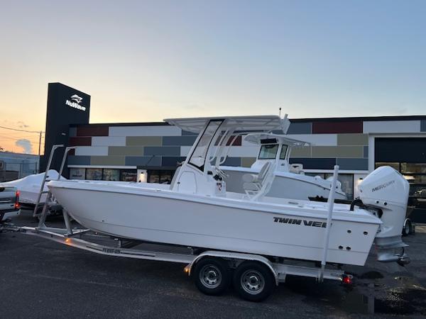 2026 Twin Vee 22 Bay Cat