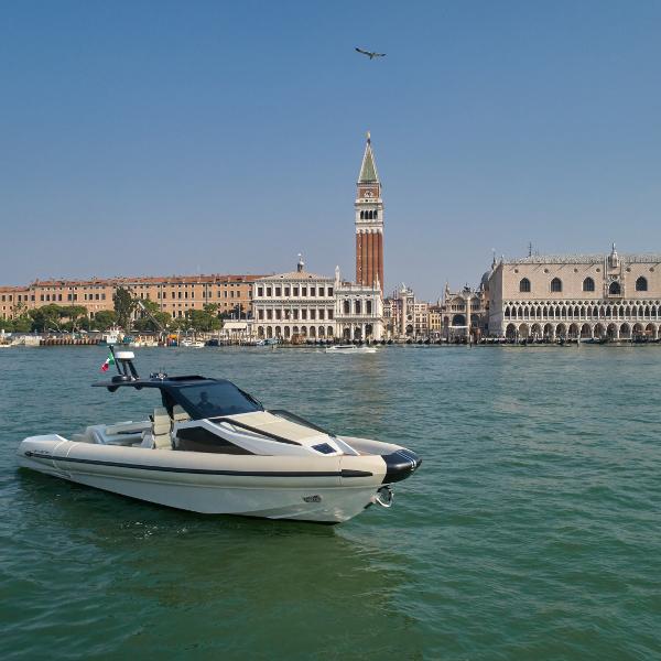 Anvera 42 Anvera 2025 Anvera 42 boat in Venice's Grand Canal with historic architecture in the background.