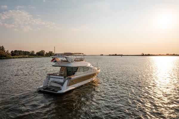 2006 Elegance 54