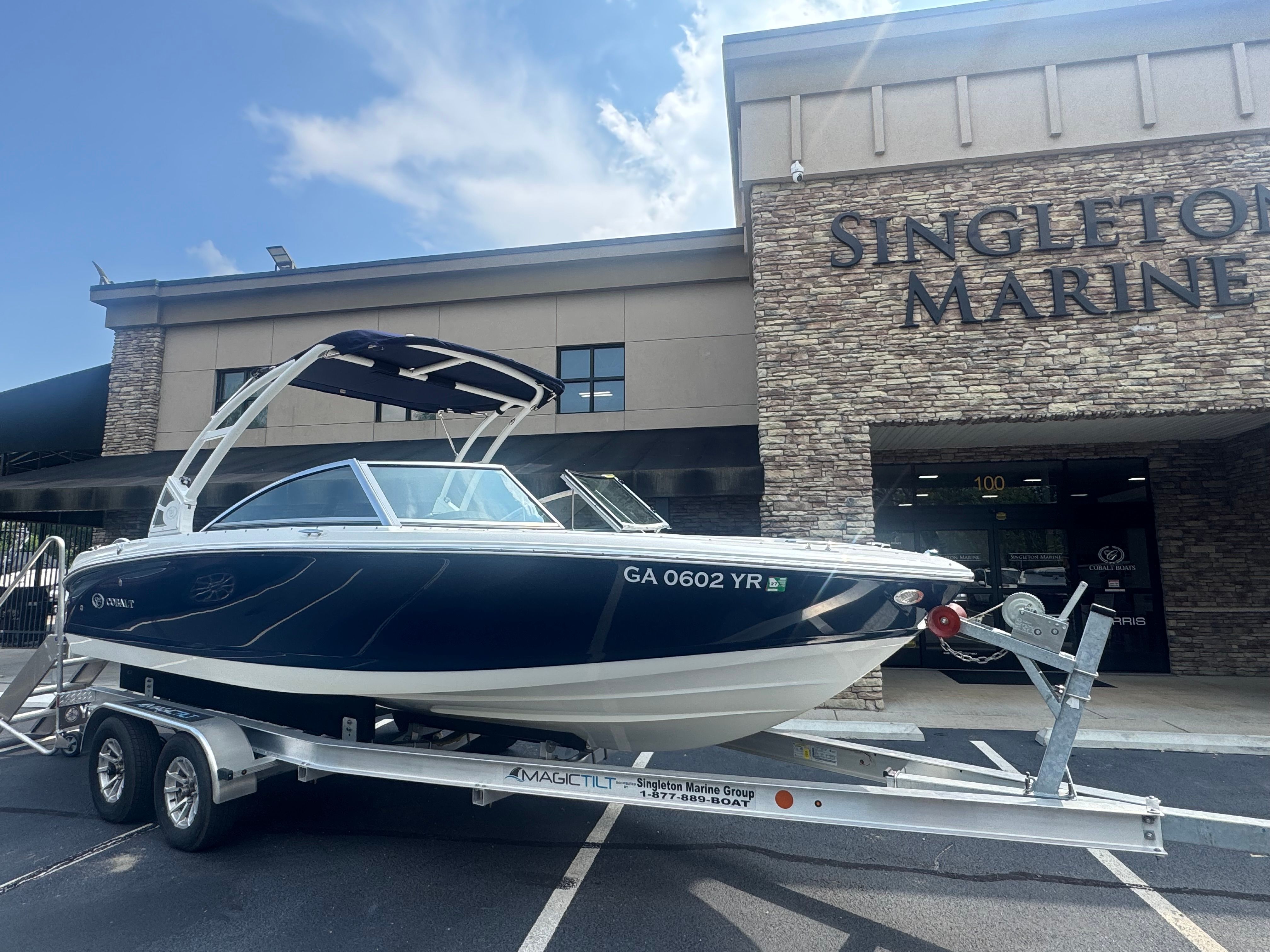 2018 Cobalt 220 S