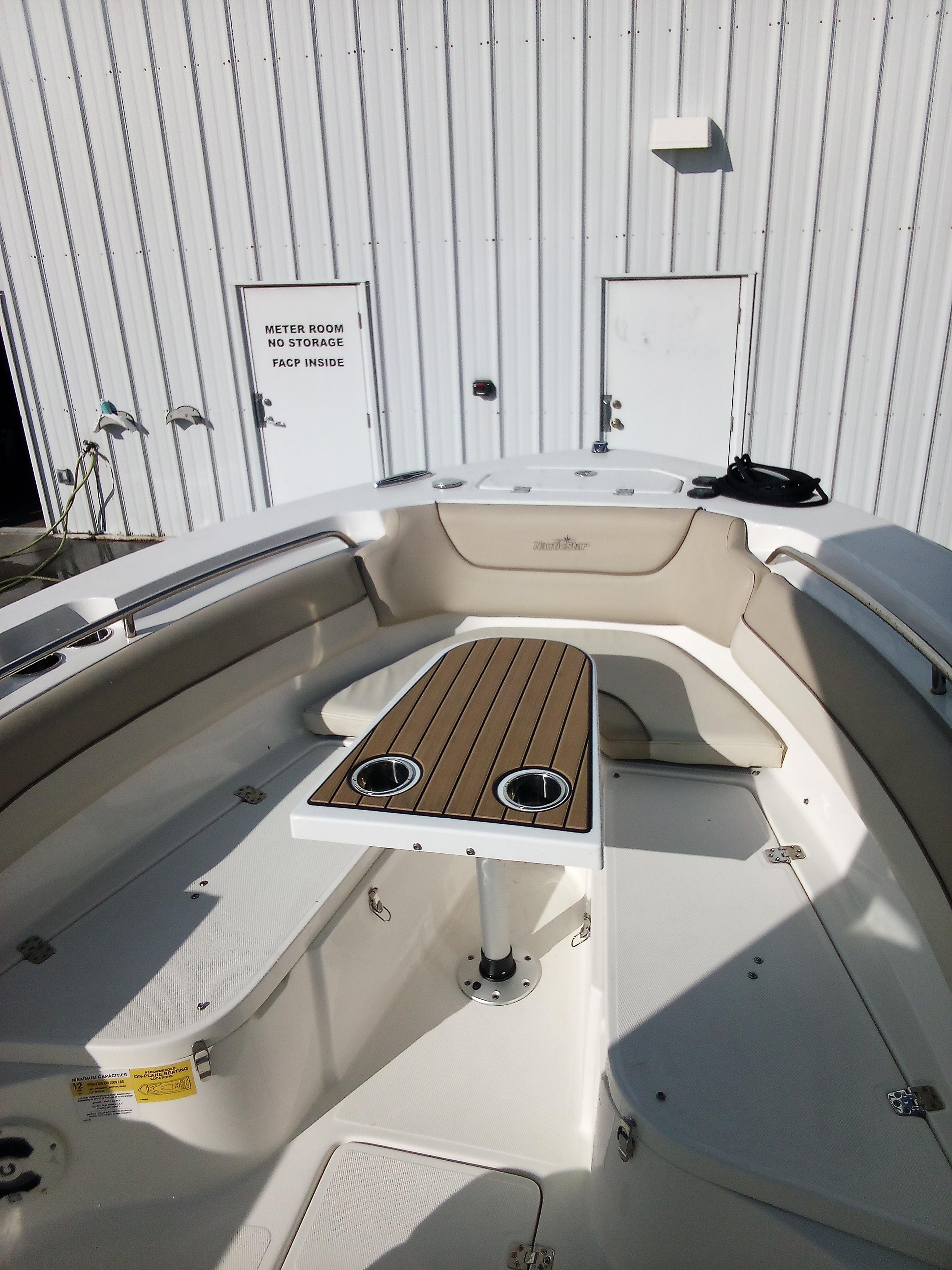 2021 NauticStar 2602 Legacy