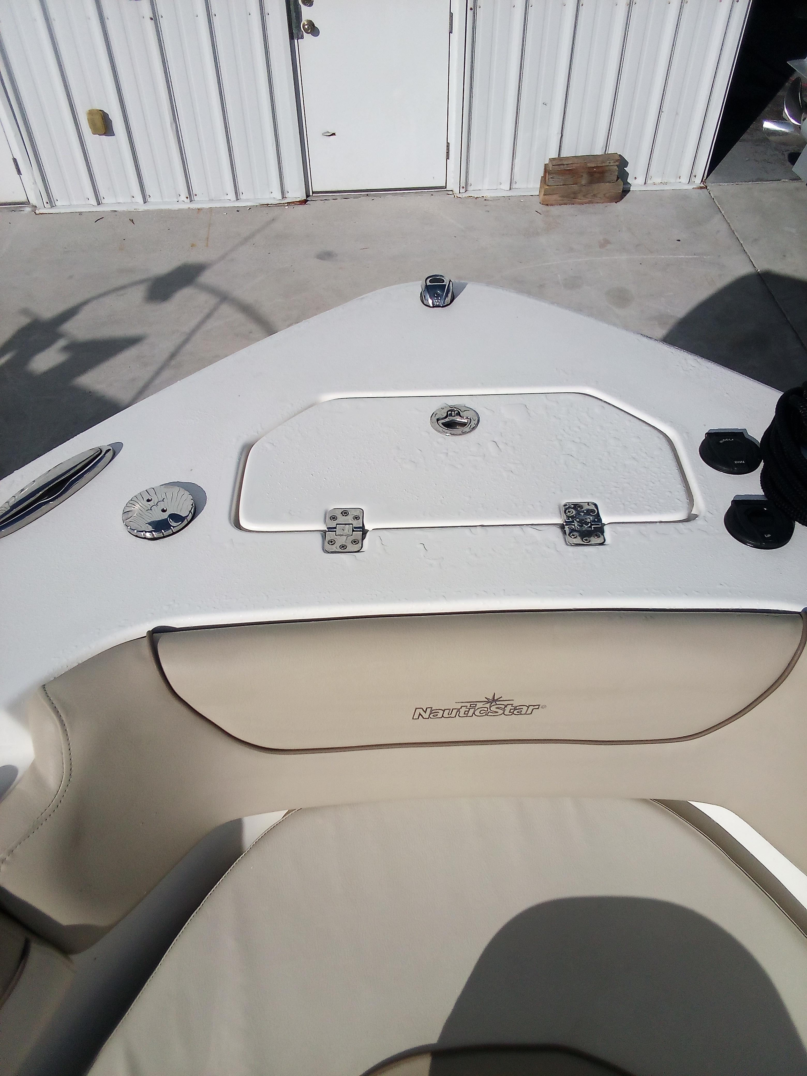 2021 NauticStar 2602 Legacy