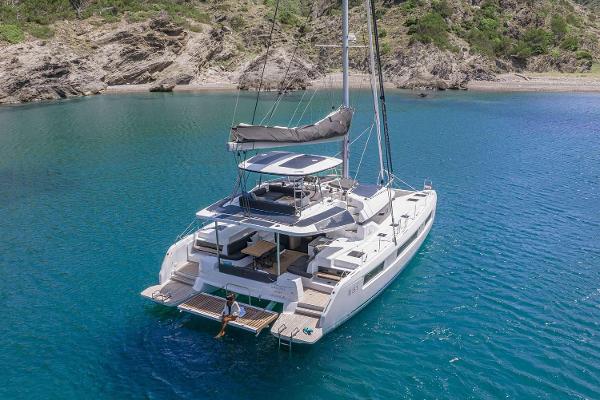 2025 Lagoon 51