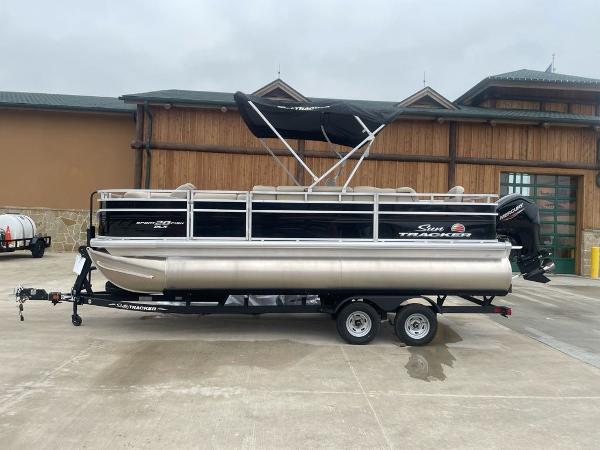 2025 Sun Tracker SportFish 20 DLX