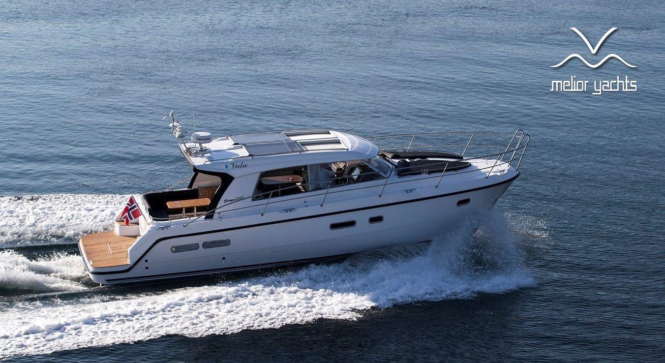 2022 Saga 385 - Edition Walnut Interior