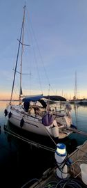 2008 Bavaria 38