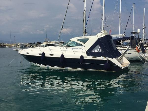 1999 Gulf Craft Ambassador 36 Hard top