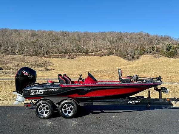 2025 Nitro Z18