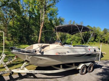 2003 Sun Tracker Party Deck 21 I/O
