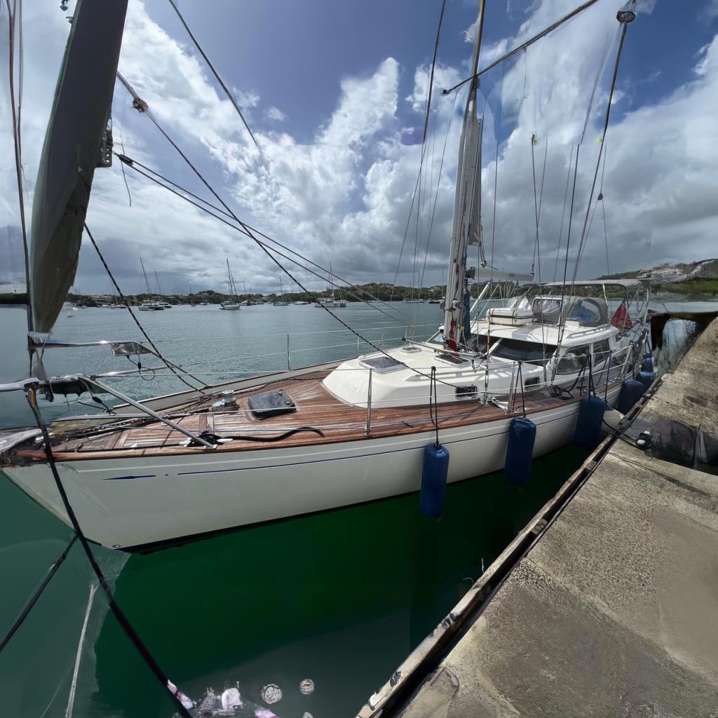 1998 Fantasi 44
