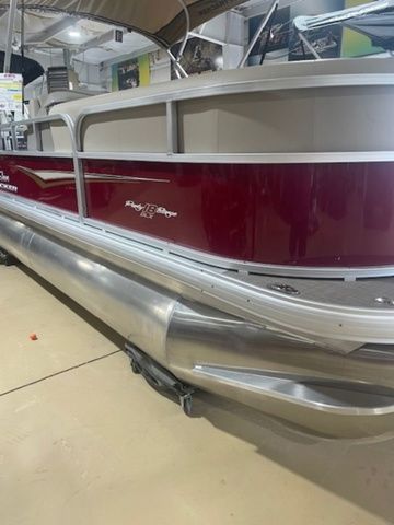 2025 Sun Tracker Party Barge 18 DLX
