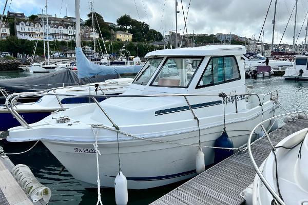 2001 Starfisher 670