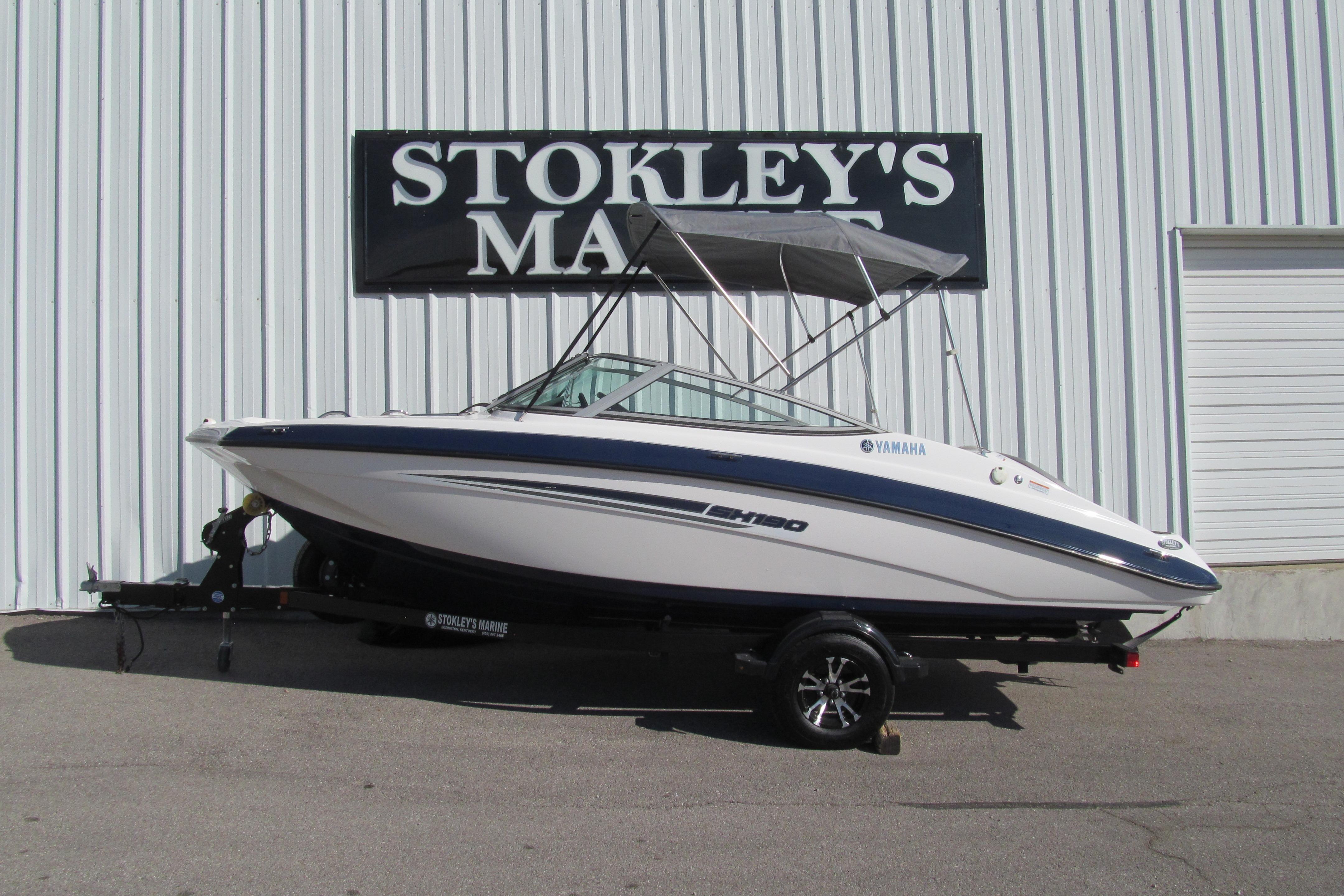 Yamaha Boats SX190 2017 Yamaha Boats SX190 displayed at Stokley's Marine dealership.