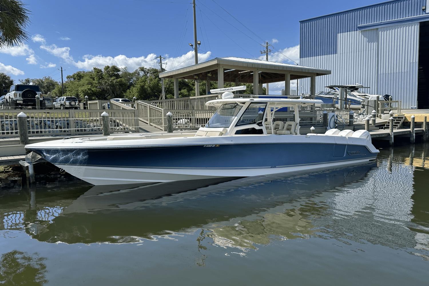2019 Boston Whaler 380 Outrage