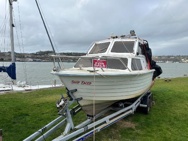 Sports Fisher 22ft Fisher