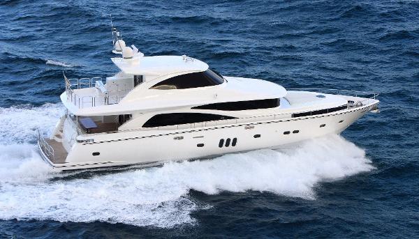 Johnson Motor Yacht w/Fishing Cockpit