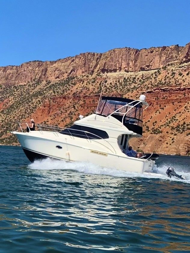 2007 Silverton 33 Convertible