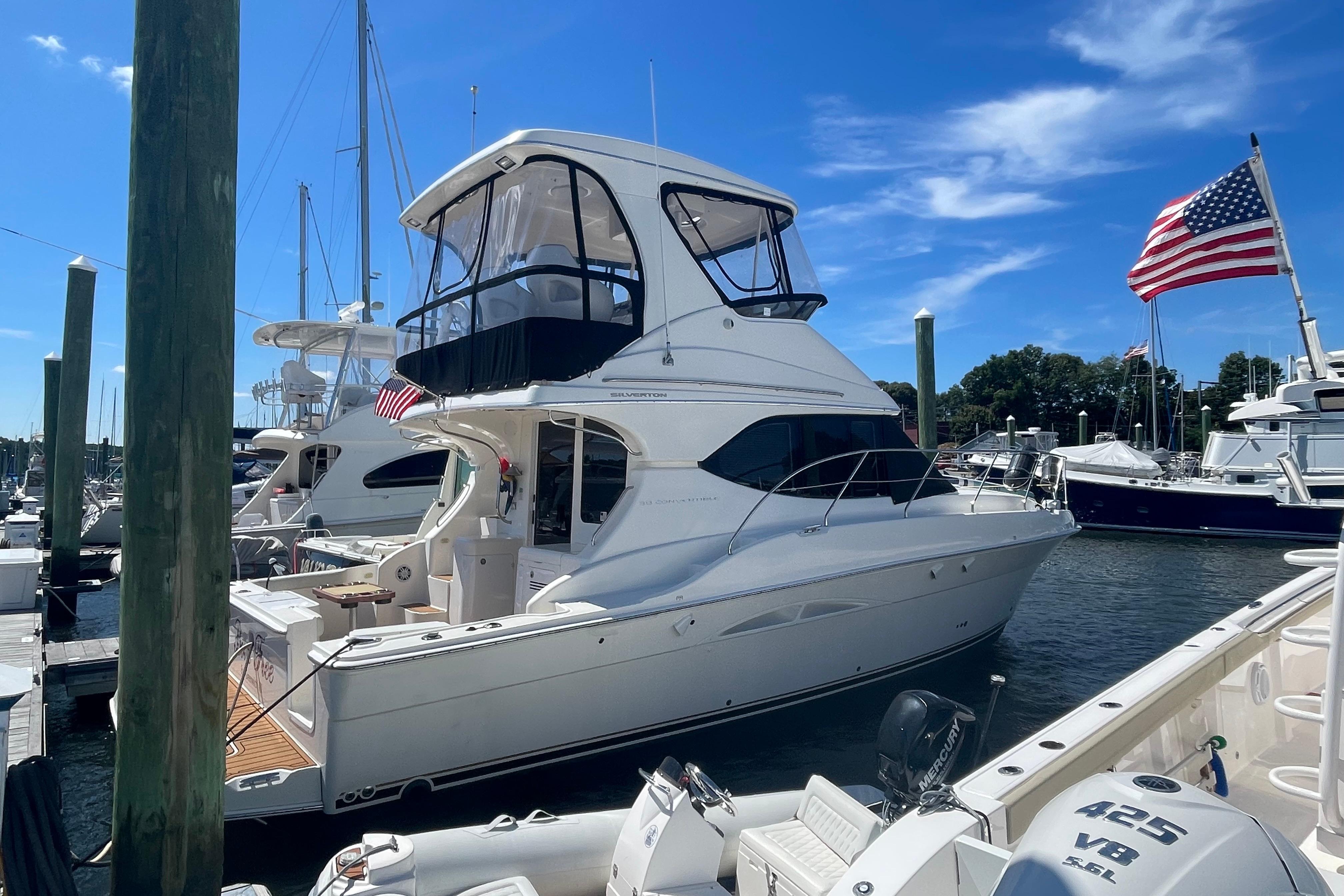 2007 Silverton 38 Convertible