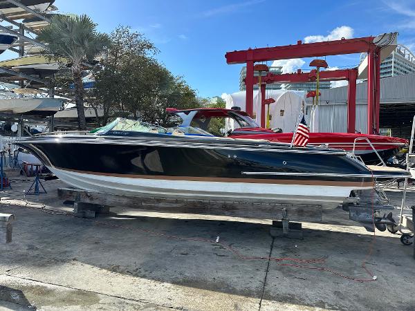 2014 Chris-Craft Corsair 28
