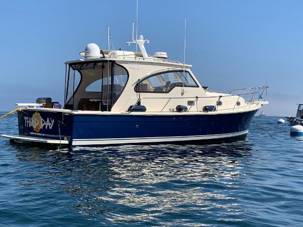 2005 Mainship 34 Pilot Sedan Rum Runner Ii