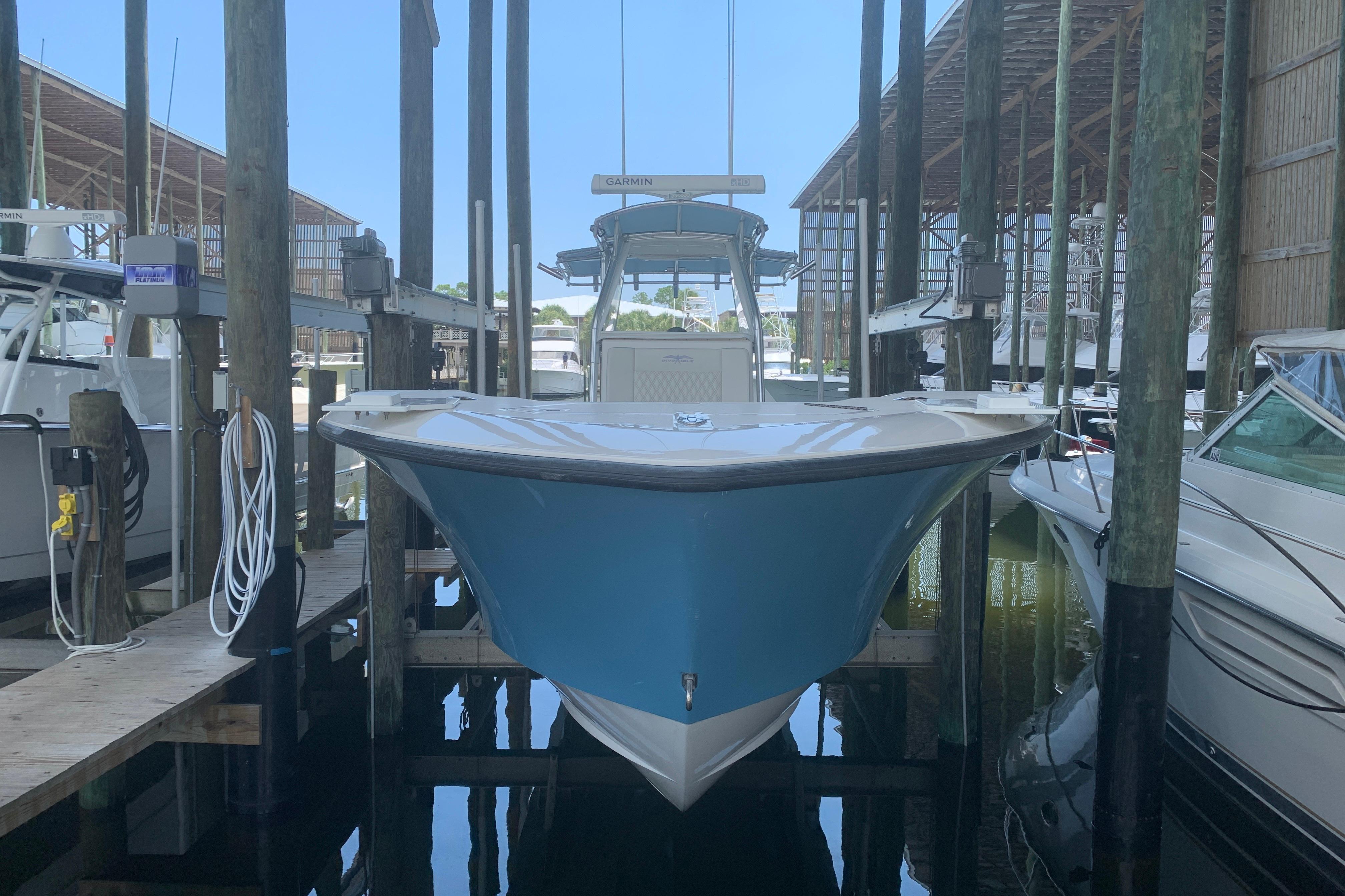 2008 Invincible 36 CC