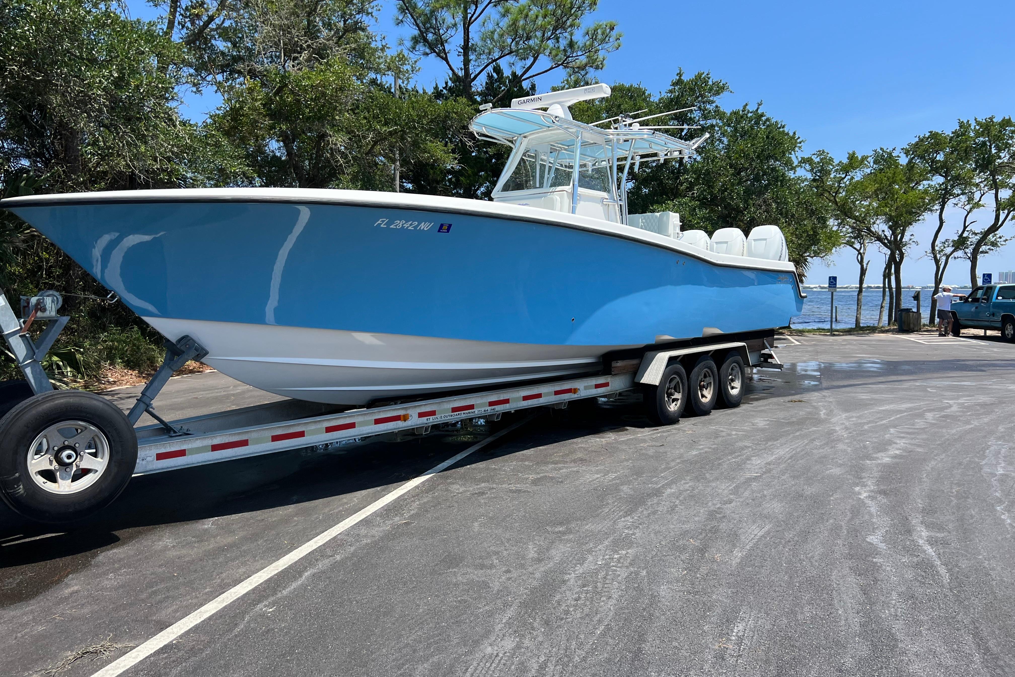 2008 Invincible 36 CC
