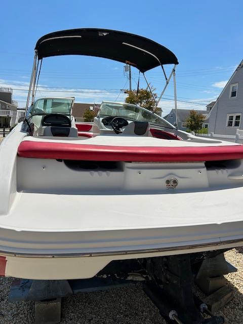 2007 Sea Ray 205 Sport