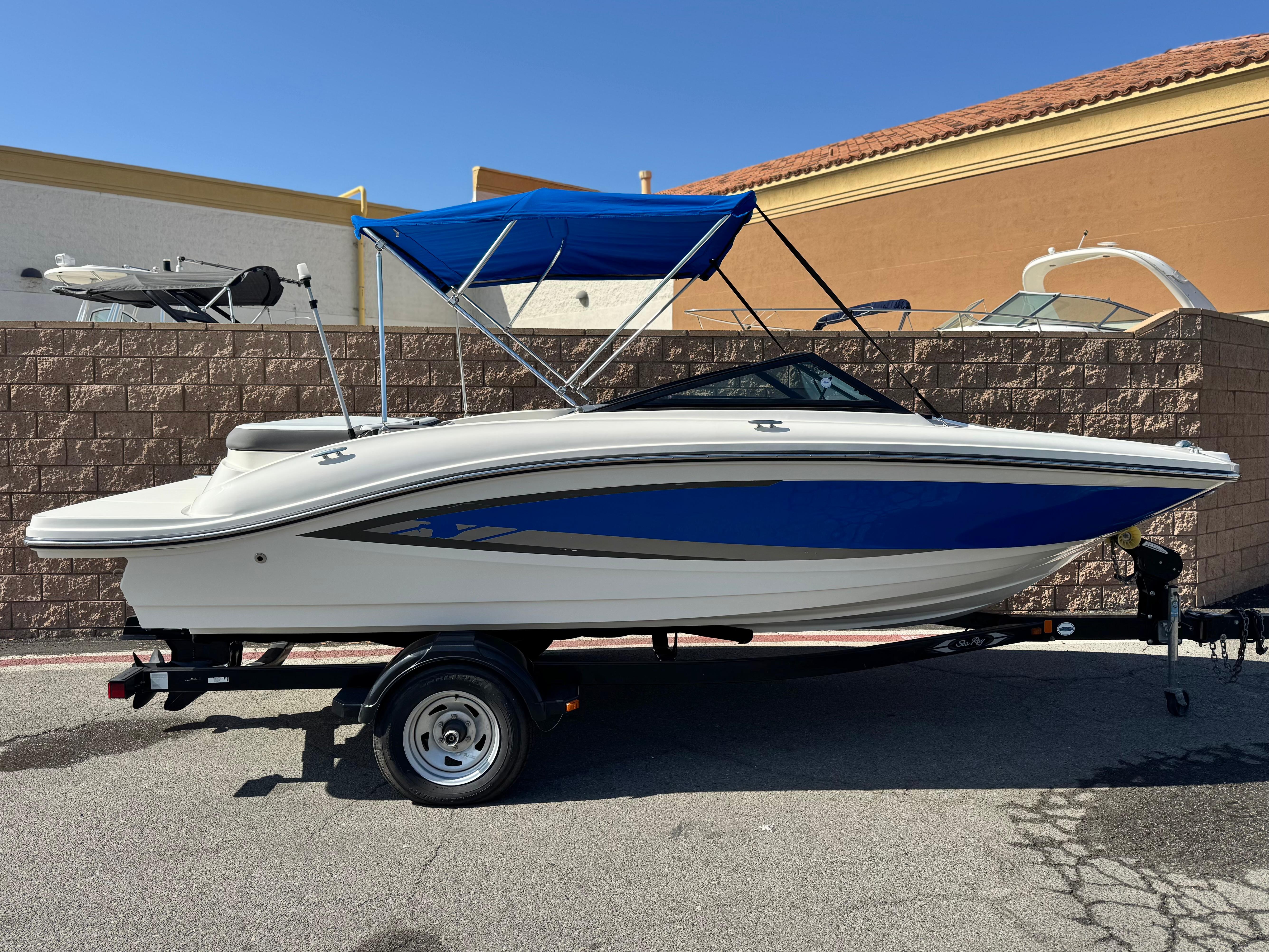 2015 Sea Ray 19 SPX