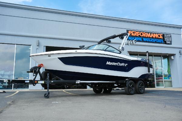 2025 MasterCraft XT23