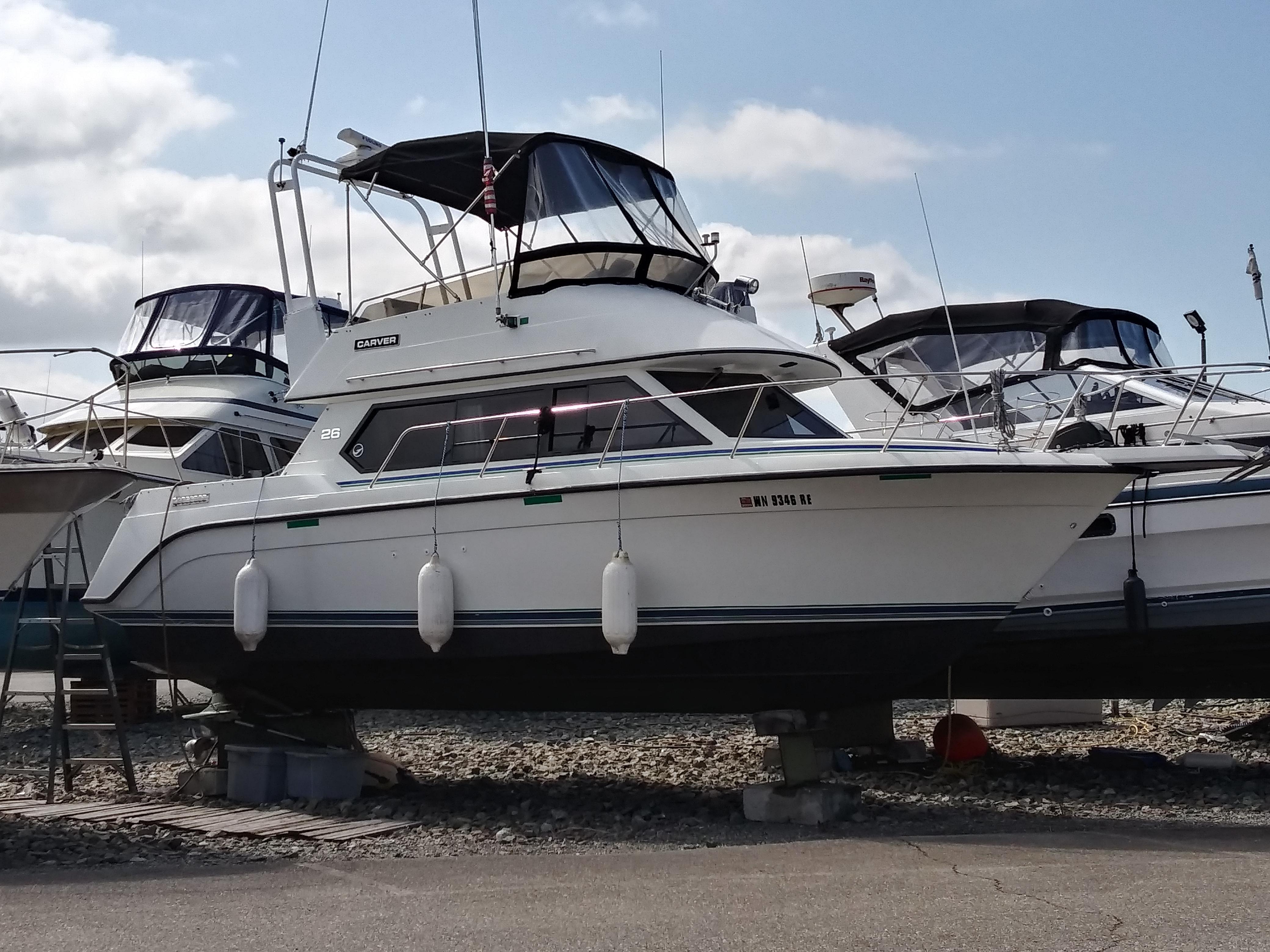 1991 Carver 26 COMMAND BRIDGE, Everett Washington - boats.com