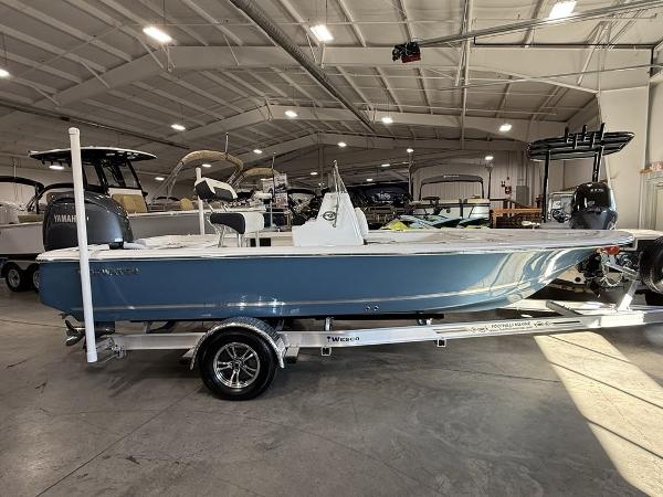 2025 Tidewater 1910 BM