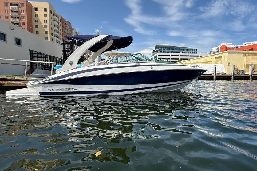 2014 Regal 2500 Bowrider