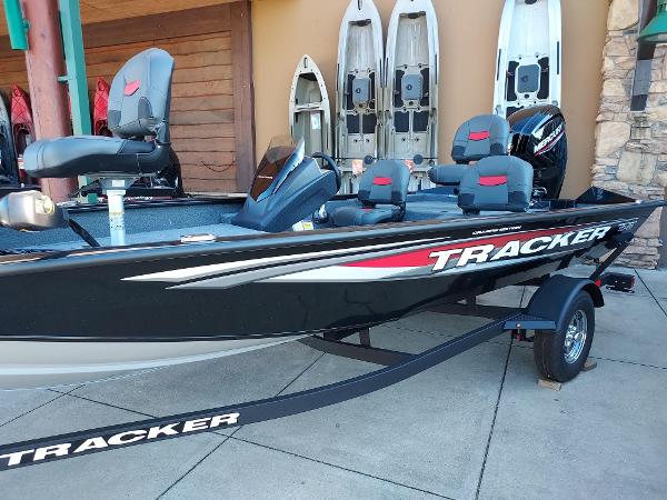 2025 Tracker Pro Team 175 Crappie Edition