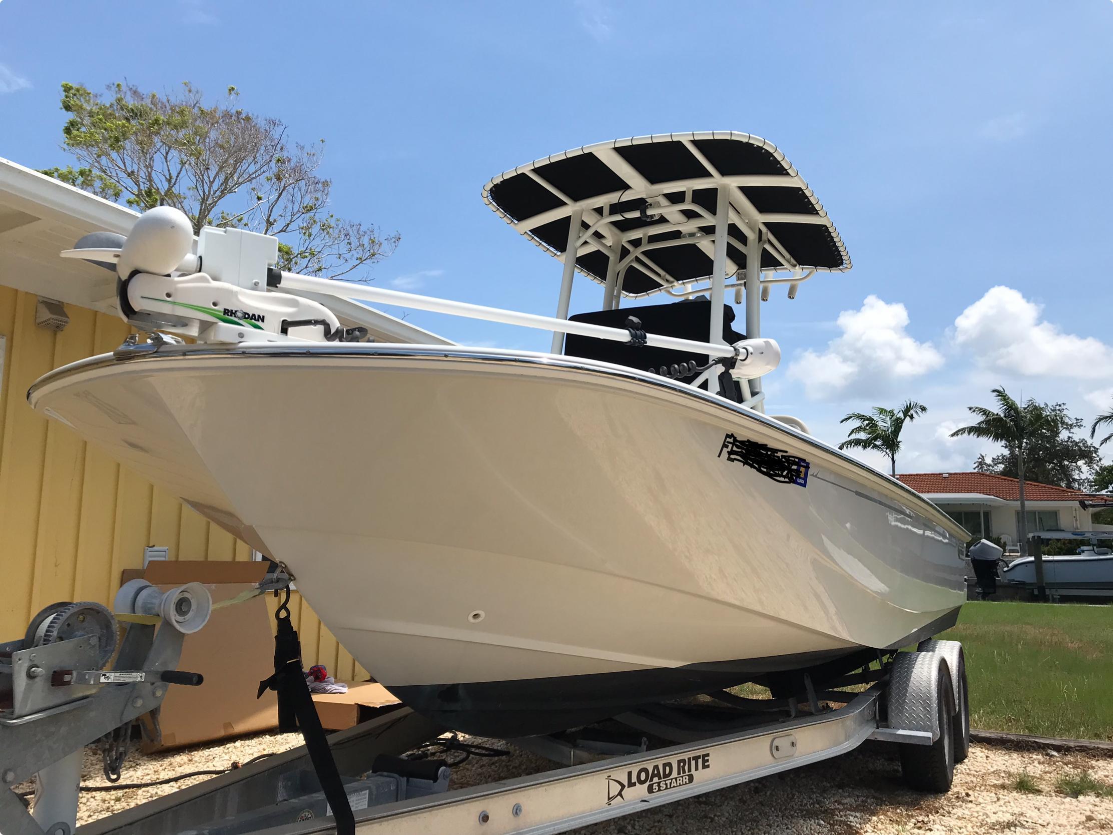 2020 Boston Whaler 210 Montauk