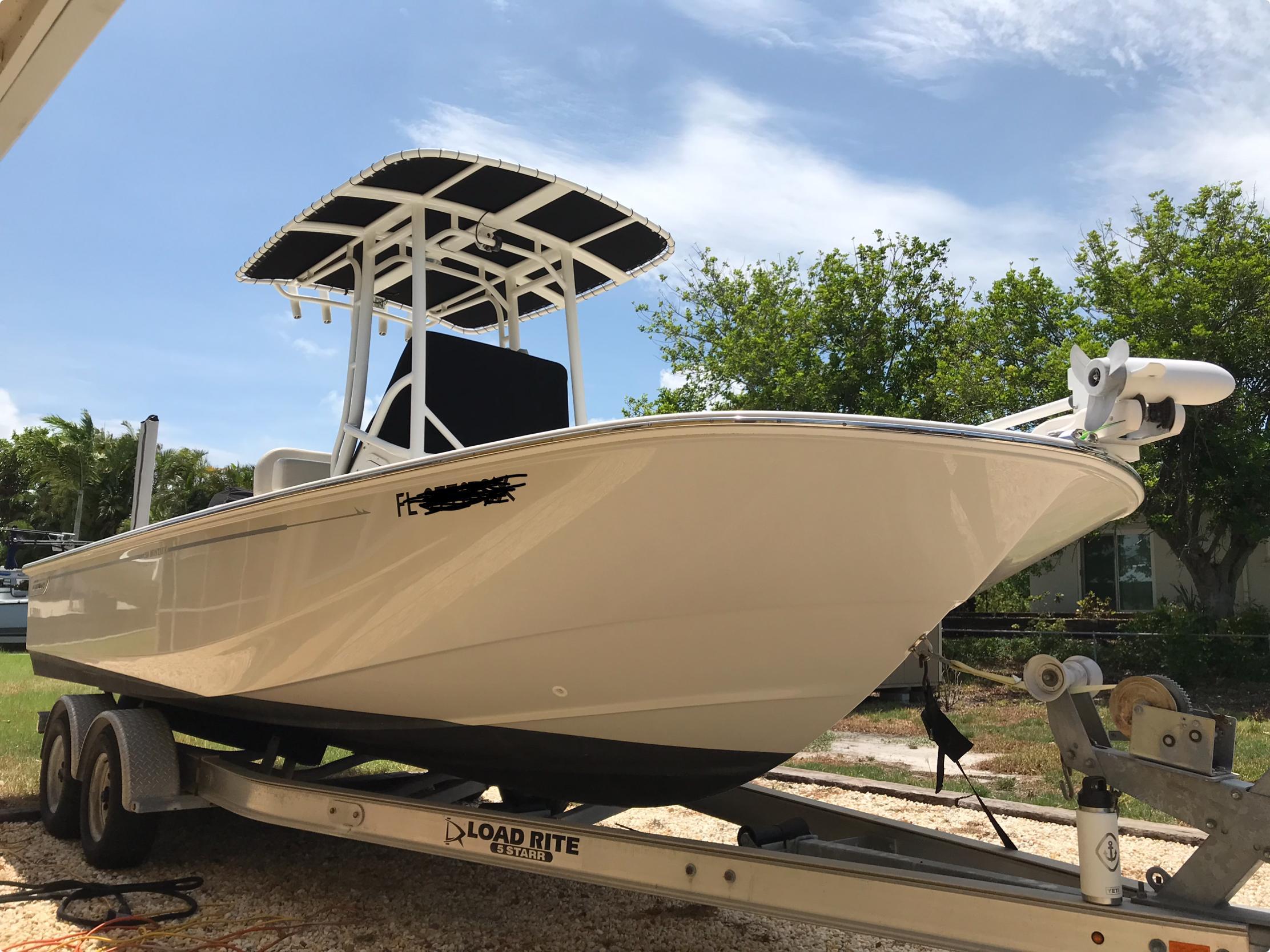 2020 Boston Whaler 210 Montauk