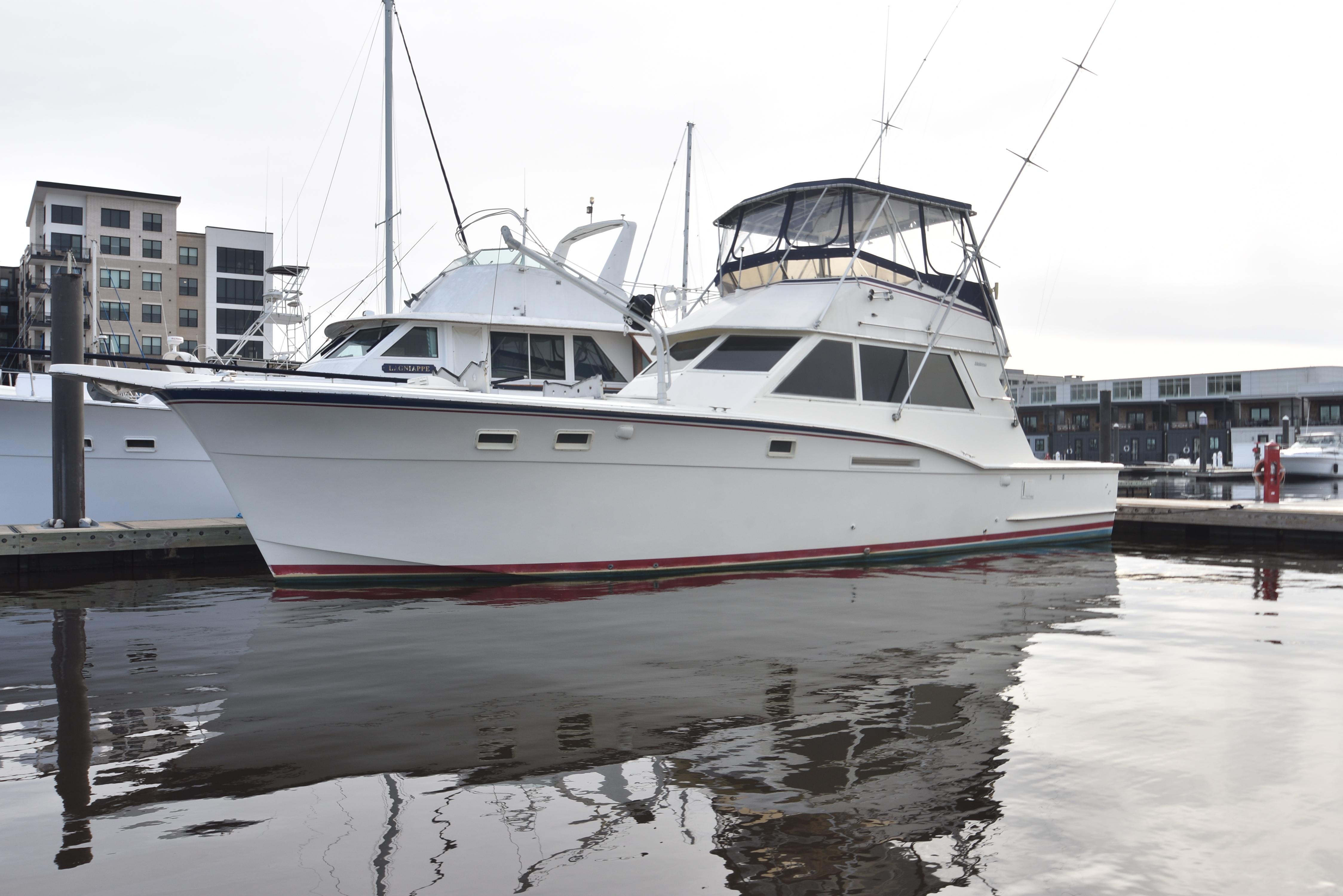 Hatteras 46 Convertible